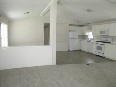 Photo 5 of 12 of home located at 209 Marais Dr Rochester Hills, MI 48307
