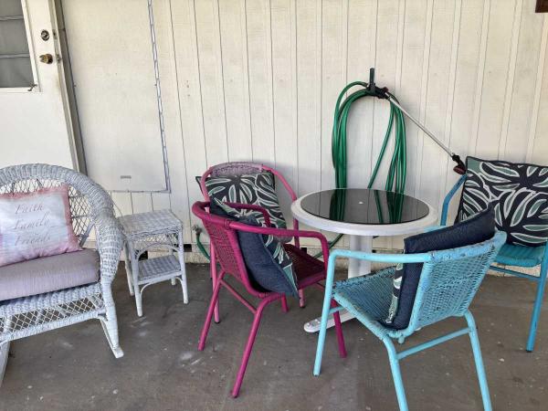 1980 Twin  Mobile Home