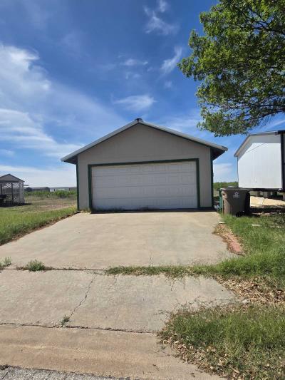 Photo 4 of 13 of home located at 3300 Voight Blvd #225 San Angelo, TX 76905