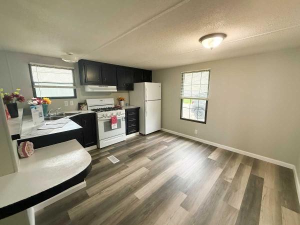 1989  Mobile Home For Rent