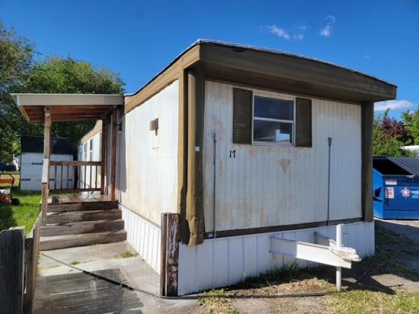 1980 Mobile Home