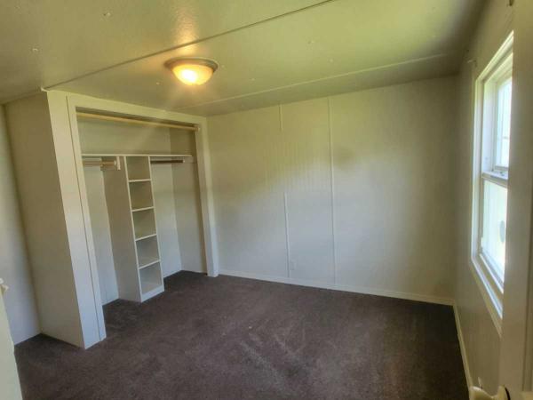 1980 Mobile Home