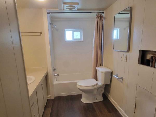 1980 Mobile Home