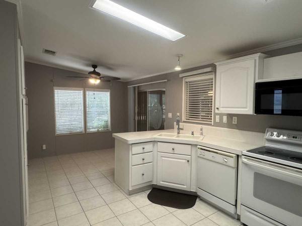 2001 Manufactured Home