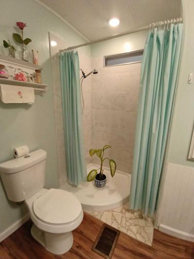 Photo 5 of 8 of home located at 7000 20th St., Lot 944 Vero Beach, FL 32966