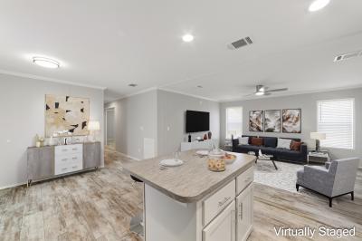 Photo 5 of 18 of home located at 512 Sheehan Way Lady Lake, FL 32159