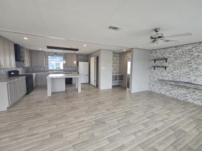 Photo 5 of 12 of home located at 468 Mill Run Avenue Kyle, TX 78640