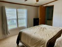 1990 Skyline Manufactured Home