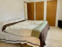1990 Skyline Manufactured Home