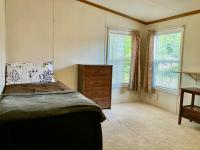 1990 Skyline Manufactured Home