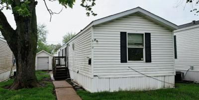 Photo 2 of 15 of home located at 819 Bridge Street Lynwood, IL 60411