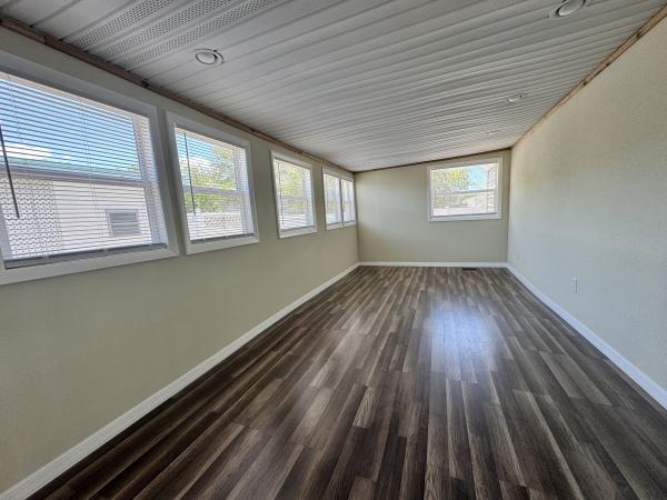 1972 ROYA N/A Mobile Home