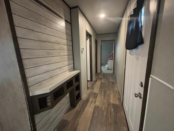 2021 AMS16763A Mobile Home