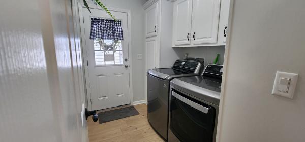 2021 Jacobsen 6541 Mobile Home
