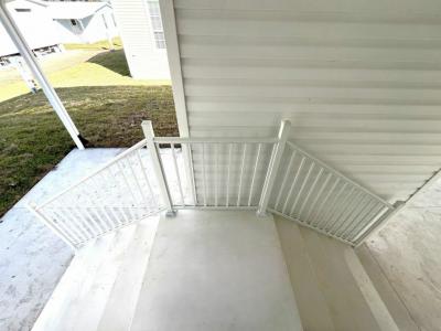Photo 2 of 20 of home located at 124 Hibiscus Drive Leesburg, FL 34788