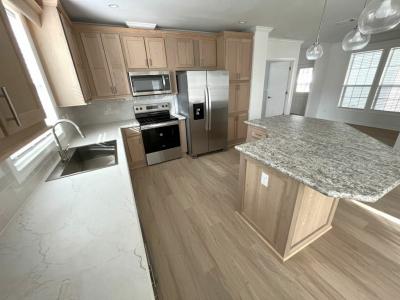 Photo 5 of 20 of home located at 124 Hibiscus Drive Leesburg, FL 34788