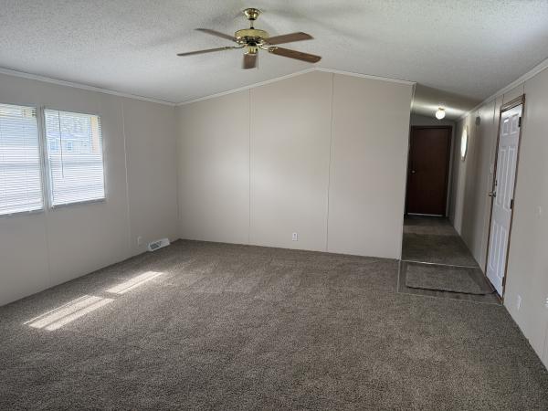 1998 SKYLINE Mobile Home For Rent