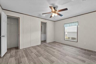 Photo 5 of 13 of home located at 42 Tower Manor Dr Auburndale, FL 33823