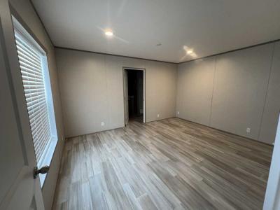 Photo 5 of 8 of home located at 294 Pipers Lane Mount Morris, MI 48458
