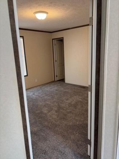 Photo 5 of 10 of home located at 7003 N. 112th Plaza #540 Omaha, NE 68142
