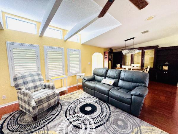 Photo 1 of 2 of home located at 1649 Deverly Dr. #884 Lakeland, FL 33801