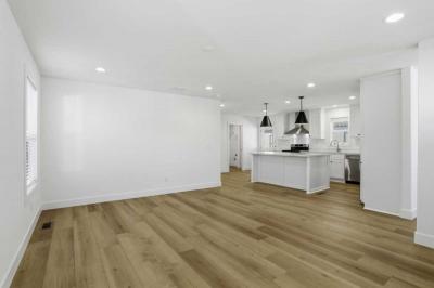 Photo 2 of 6 of home located at 1358 Oakland Rd. #59 San Jose, CA 95112