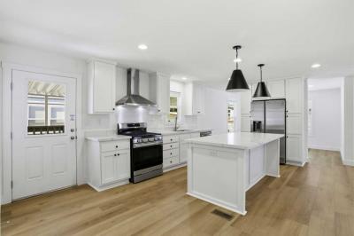 Photo 3 of 6 of home located at 1358 Oakland Rd. #59 San Jose, CA 95112