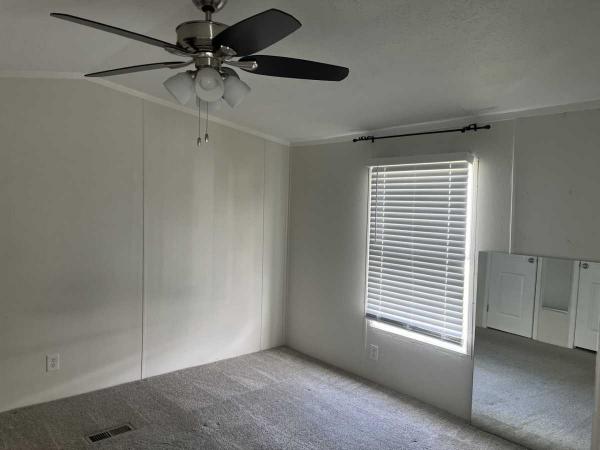 1999 Skyline Manufactured Home