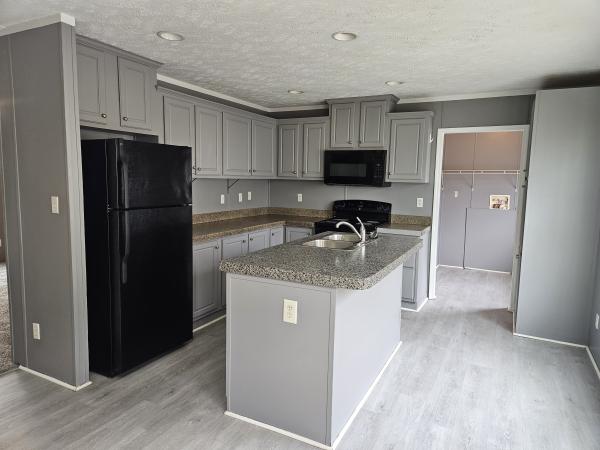 2012 CLAYTON  Home
