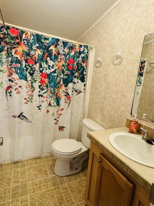 2005 GENA  Home