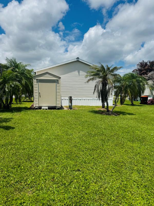 2005 GENA  Home