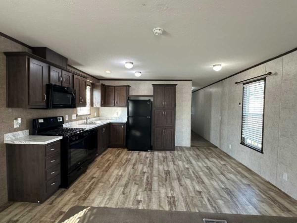 2017  Mobile Home For Sale