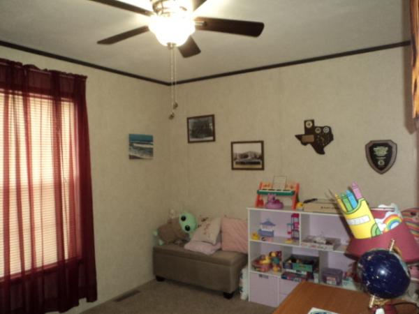 2019 Champion/Redman 25607 Mobile Home