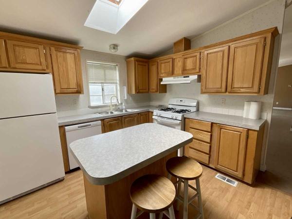 1994 Fleetwood Chadwick Manufactured Home