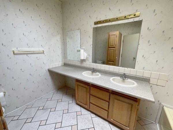 1994 Fleetwood Chadwick Manufactured Home