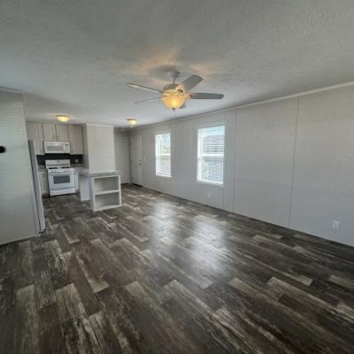 Photo 3 of 29 of home located at 9901 State Road 3 #0113 Muncie, IN 47303