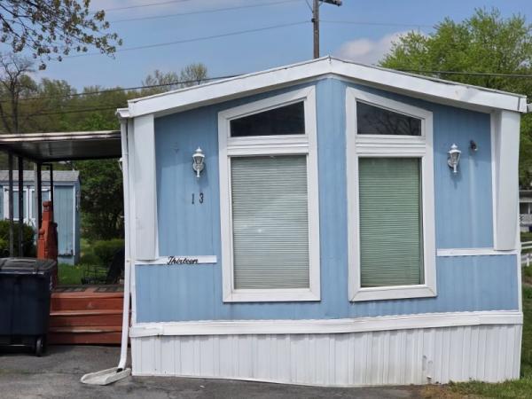 1987 Forest Manufactured Home