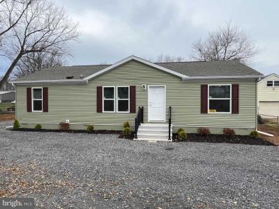 Mobile Home at 49 Jump Place Kearneysville, WV 25430