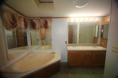 Photo 5 of 8 of home located at 418 4th Street Wernersville, PA 19565