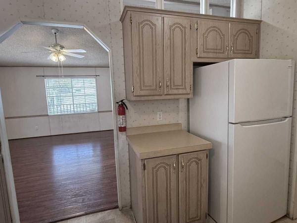 1993 Fleetwood Sunpointe Manufactured Home
