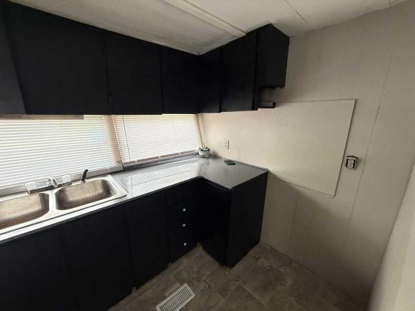1971 WINDJAMMER Manufactured Home