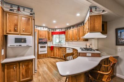 Mobile Home at 929 E Foothill Boulevard Upland, CA 91786