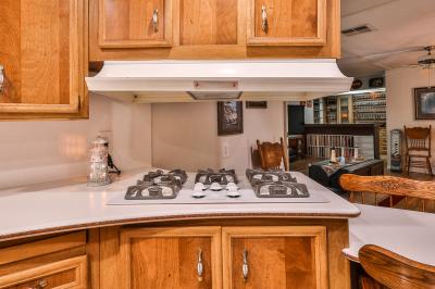 Photo 4 of 50 of home located at 929 E Foothill Boulevard Upland, CA 91786