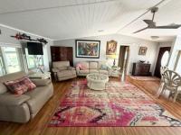 1985 PALM Manufactured Home