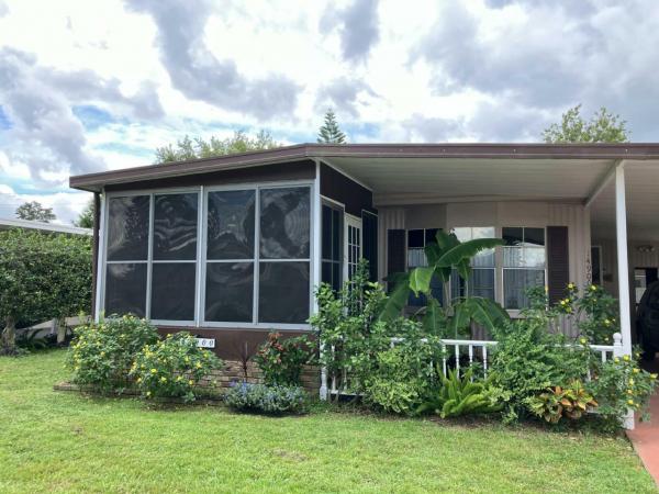 1981 TWIN Mobile Home For Sale
