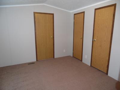 Photo 4 of 7 of home located at 54152 Ash Rd. Lot 95 Osceola, IN 46561