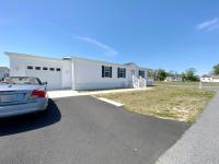 2025 Champion Home Builders, Inc. mobile Home