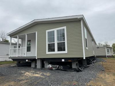 Mobile Home at 37 Oakwood Ct. Bath, PA 18014