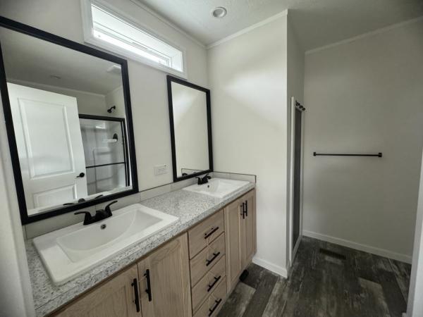 2026 Skyline - Leola Northampton Mobile Home