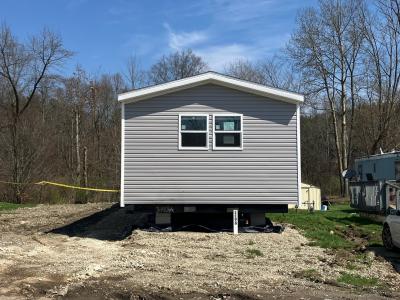 Mobile Home at 1196 East Park Drive Brookfield, OH 44403